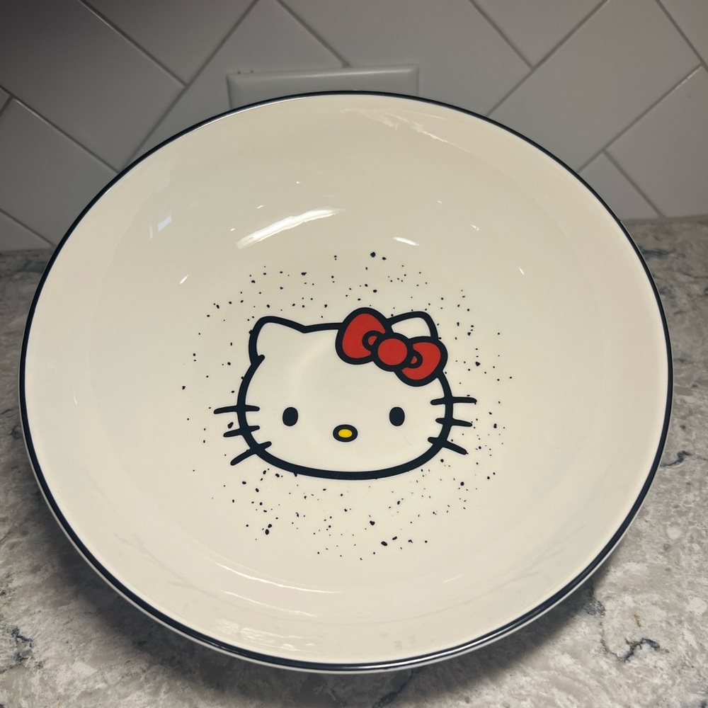Hello Kitty 9" Ceramic Bowl Cereal Pasta Noodle Speckled Confetti Dotted 46oz